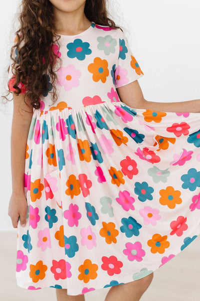 Mila & Rose:  Retro Floral S/S Pocket Twirl Dress SHIPS SEPARATELY