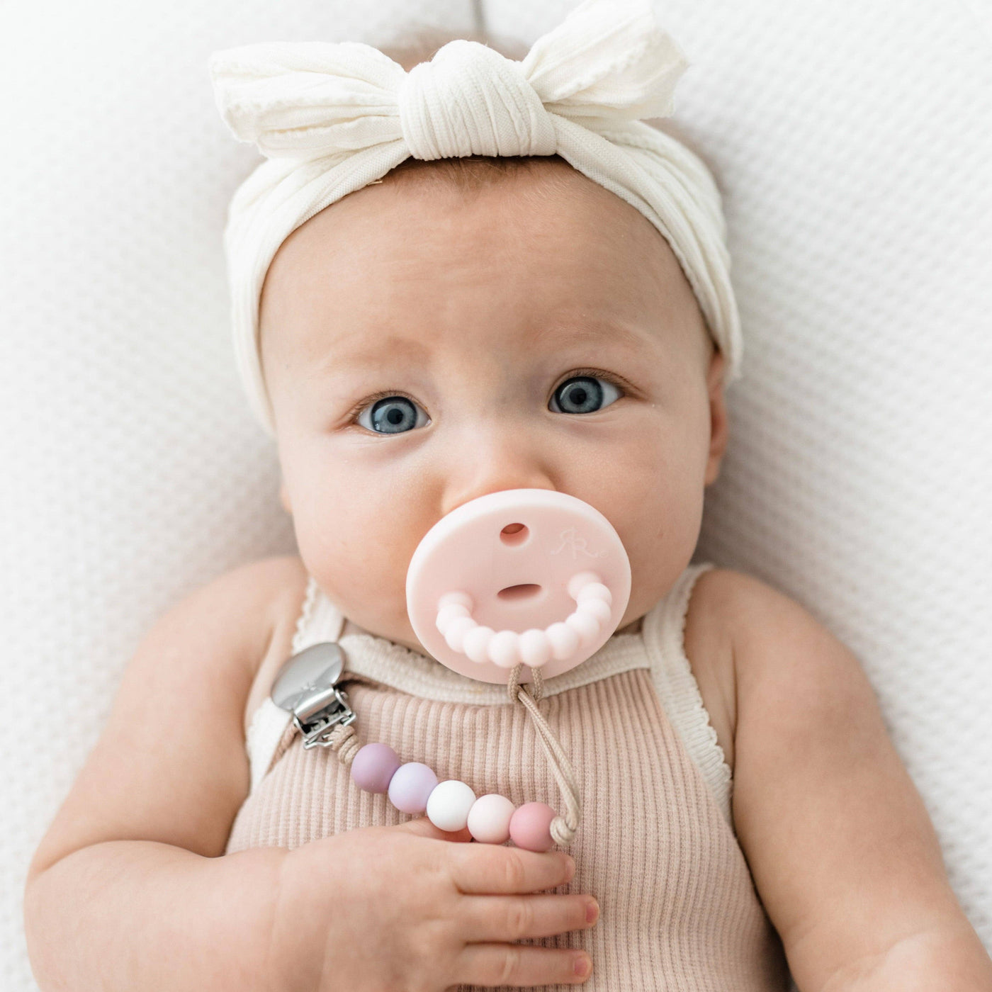Ryan & Rose Quinn Cutie Clip: White