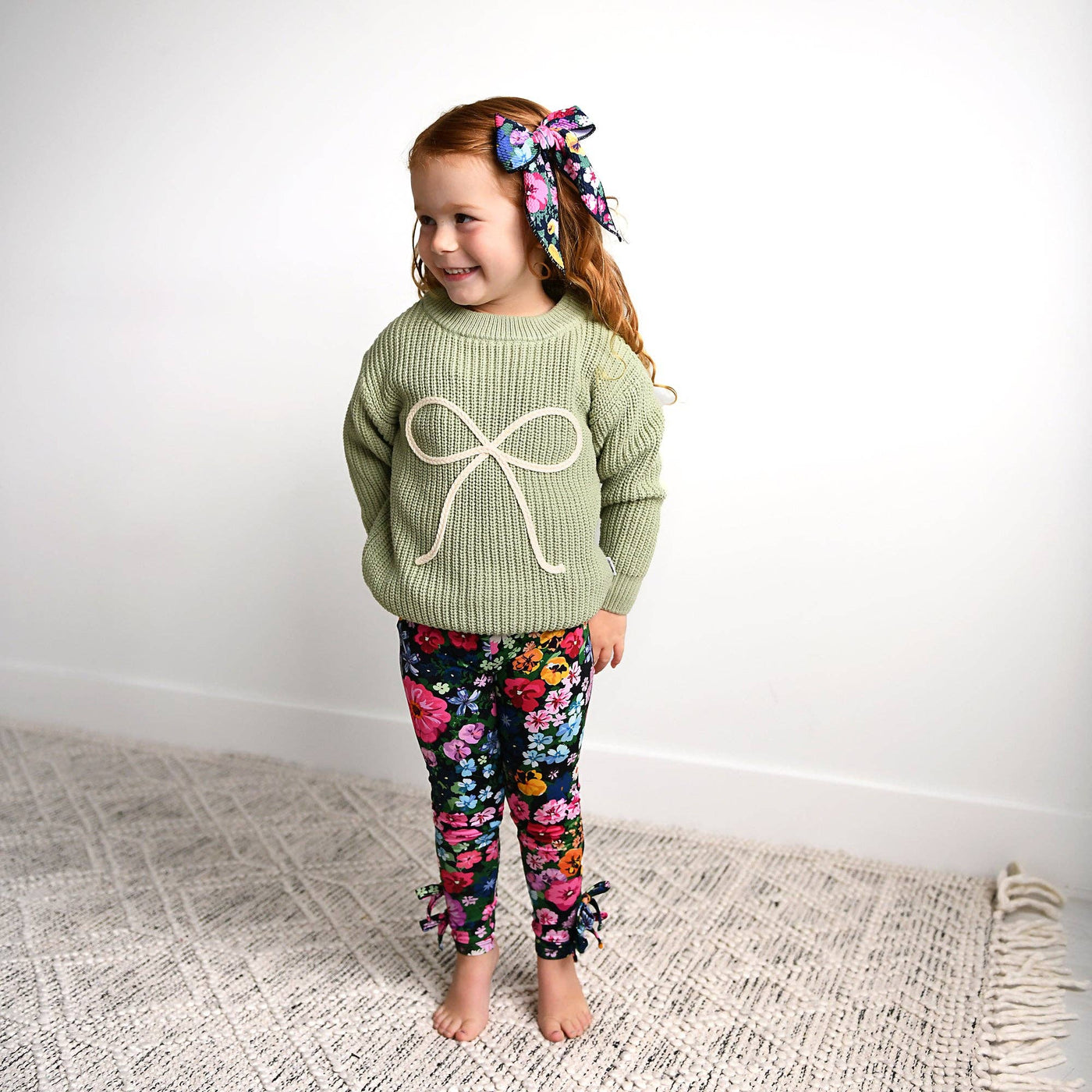 Gigi and Max Bow Leggings: Cassandra