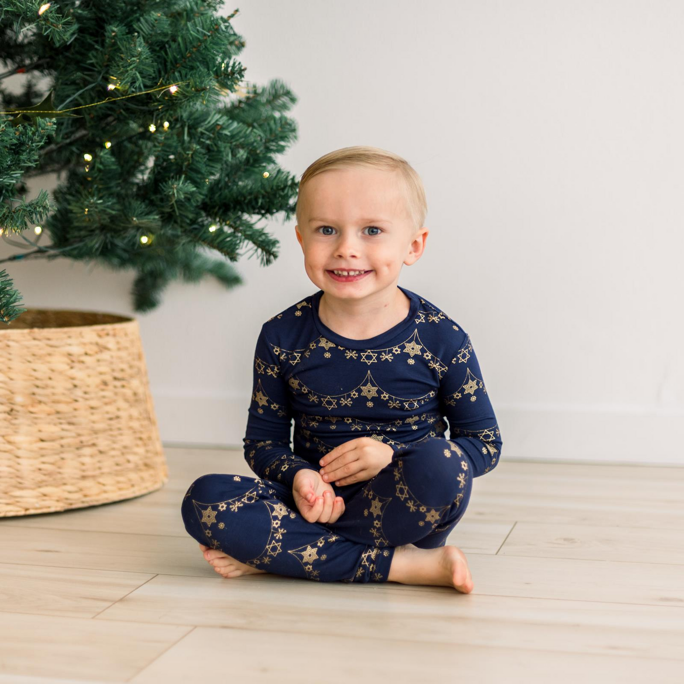 Kickee Pants Long Sleeve Pajama Set: Winter Garland