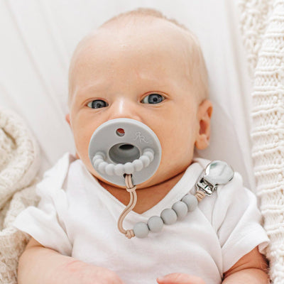 Ryan & Rose Quinn Cutie Clip: White