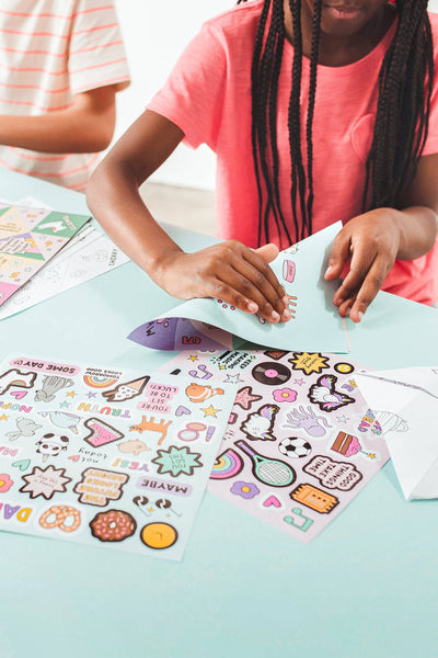 OOLY: D.I.Y. Fortune Tellers Activity Kit