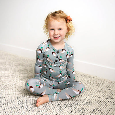 Gigi and Max Lounge Set: Wilder Duck