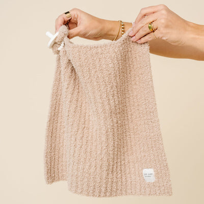 Lou Lou and Company Chenille Blanket: Oatmeal