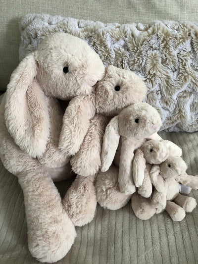 Jellycat: Smudge Rabbit (Multiple Sizes) LIMIT 1 PER HOUSEHOLD