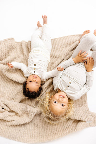 Lou Lou and Company Chenille Blanket: Oatmeal