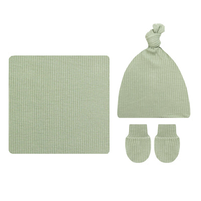 Lou Lou and Company Ribbed Newborn Bundle with Hat: Ellis