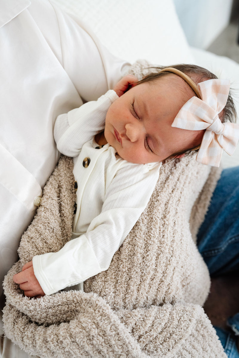 Lou Lou and Company Chenille Blanket: Oatmeal
