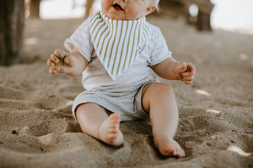 Copper Pearl Bandana Bib Set: Kai