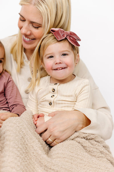 Lou Lou and Company Chenille Blanket: Oatmeal