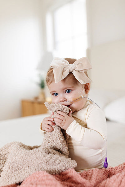 Lou Lou and Company Chenille Blanket: Oatmeal