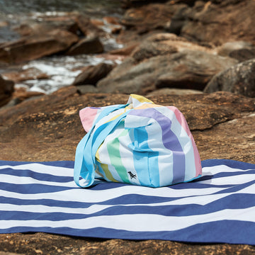 Print of the Week Dock & Bay Everyday Tote Bag: Unicorn Waves