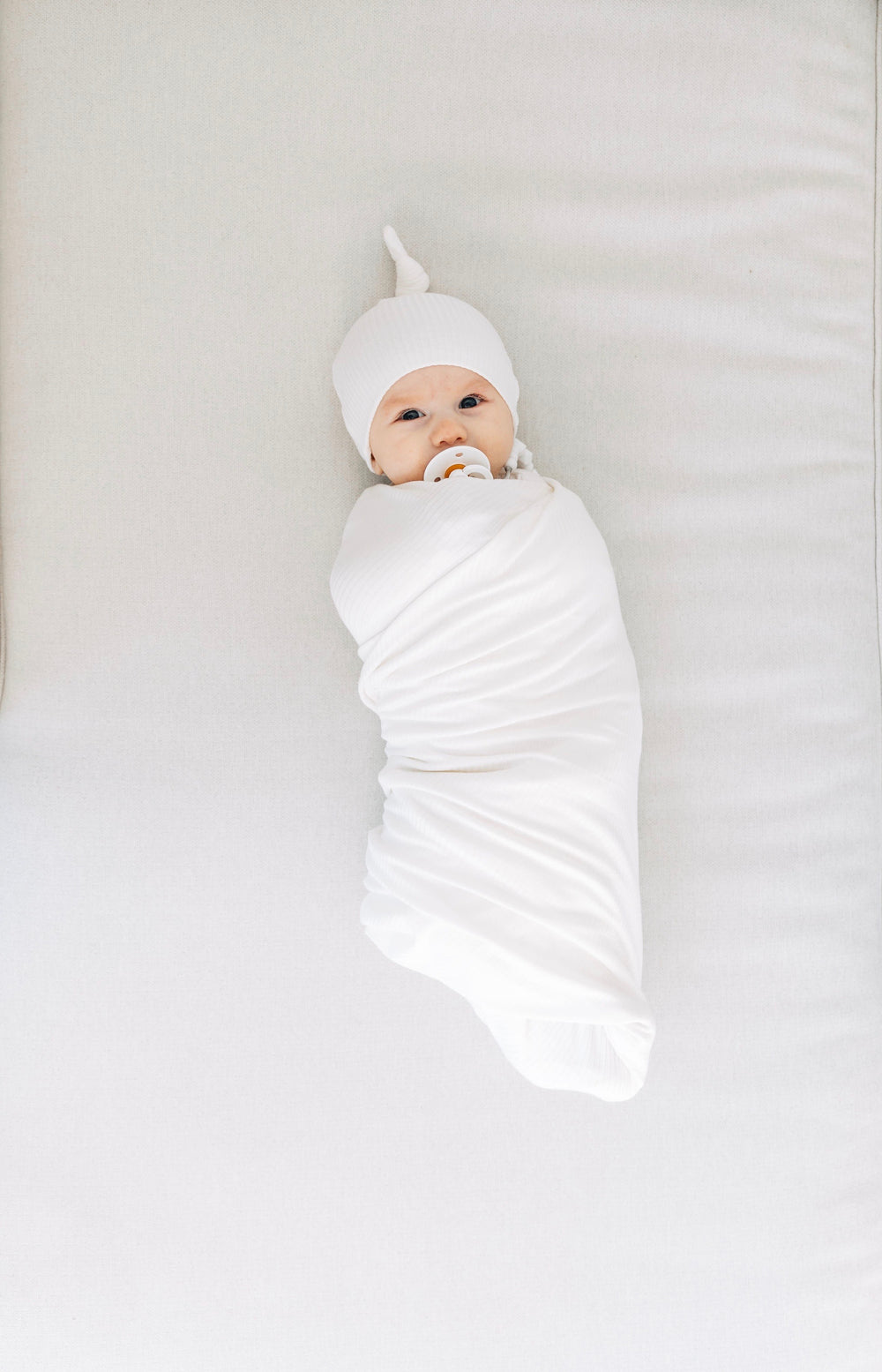 Lou Lou and Company Ribbed Swaddle Blanket: Wren