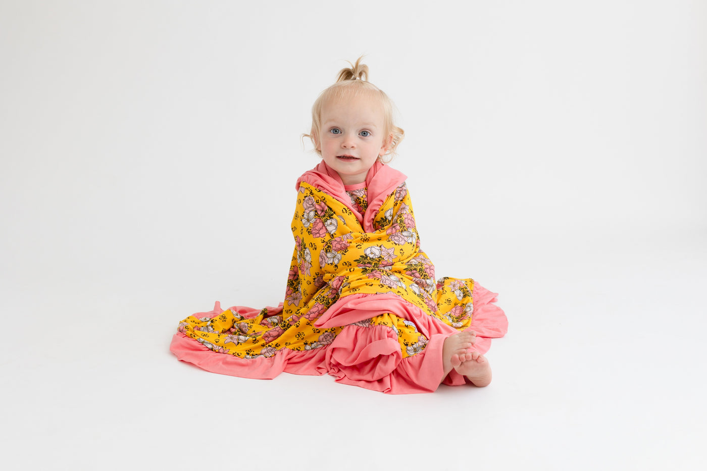 Laree + Co: Brinley Bamboo Ruffle Toddler Blanket